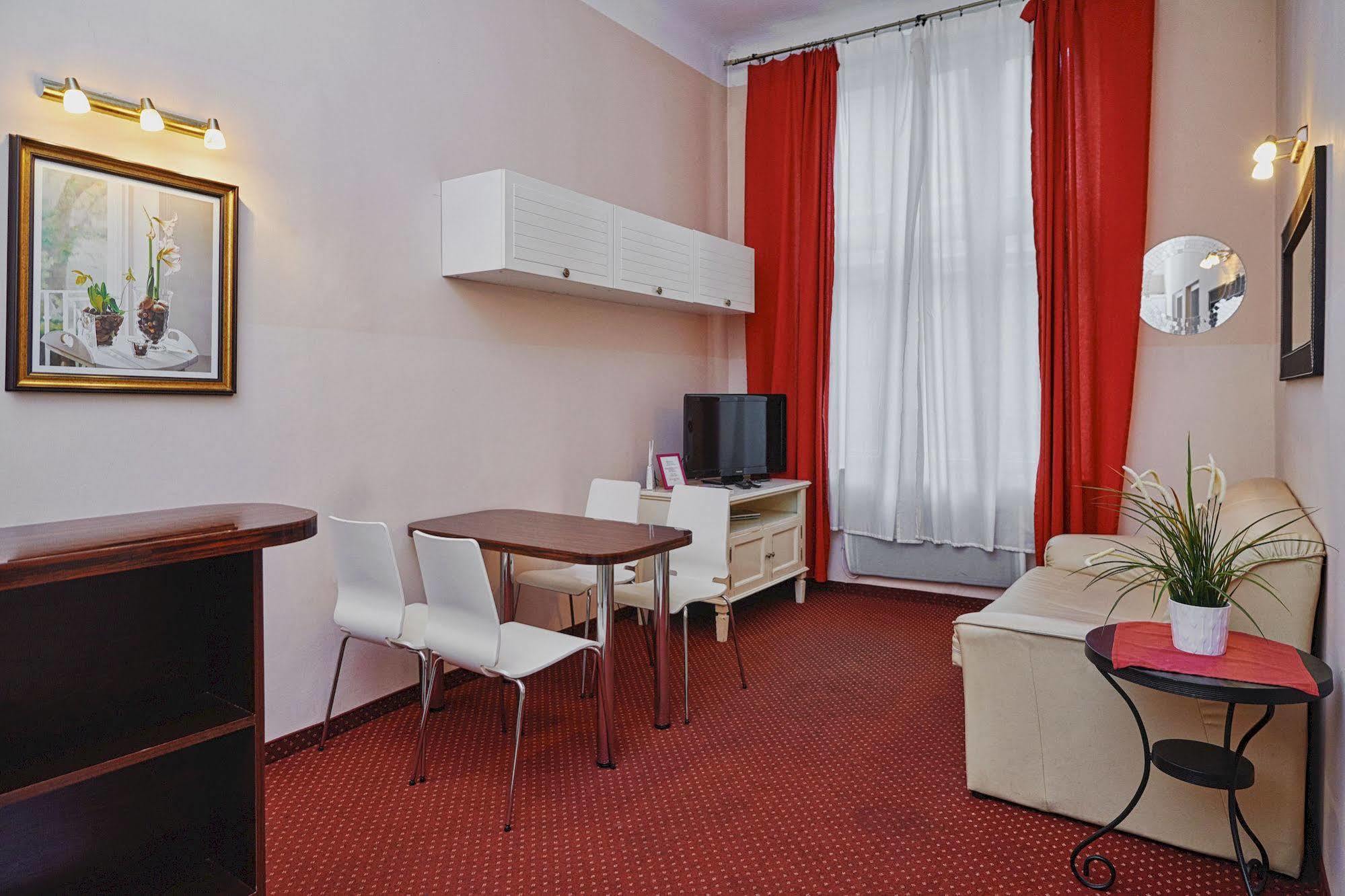 Rembrandt Aparthotel Krakau Exterior foto